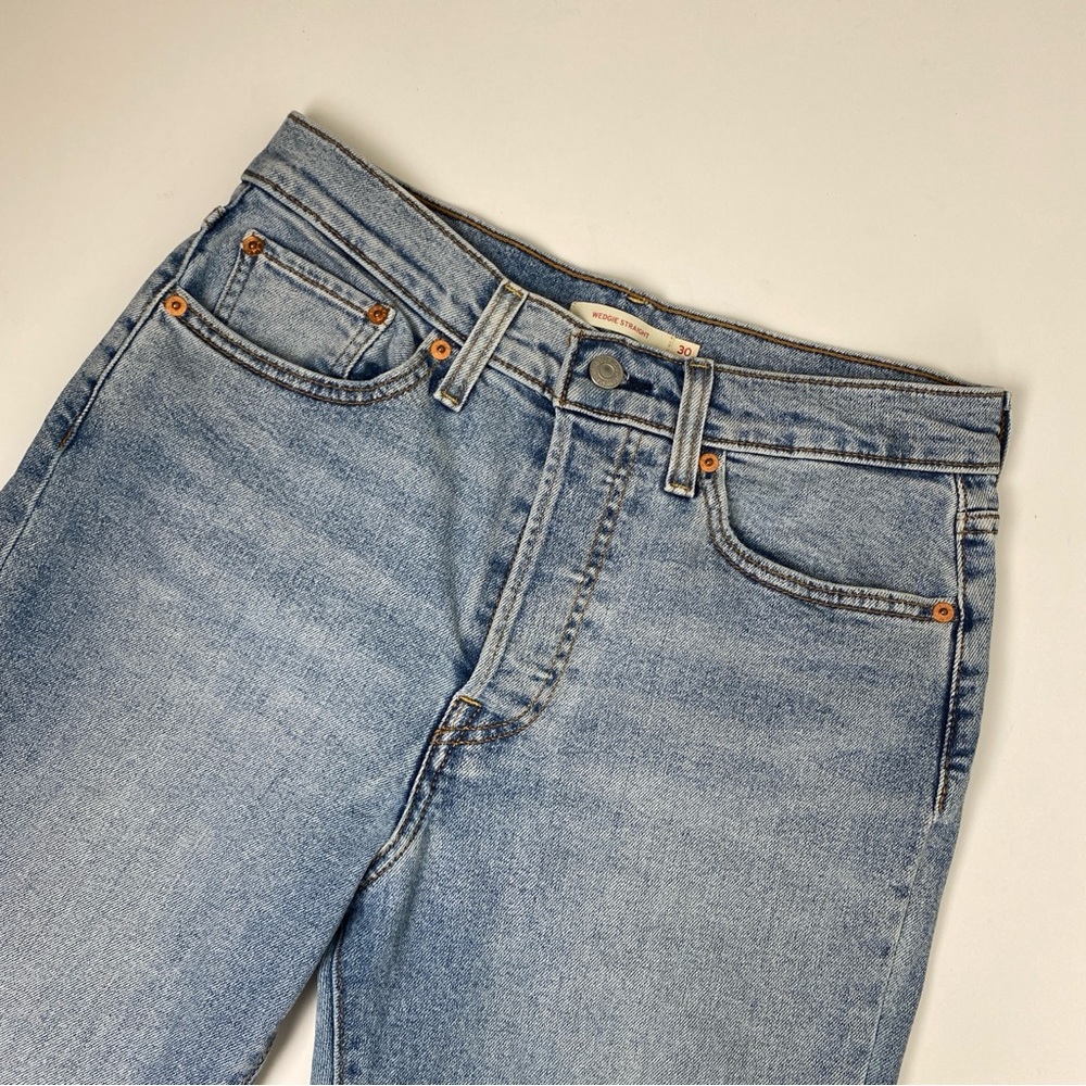Levis Wedgie Straight Jeans Distressed Light Wash